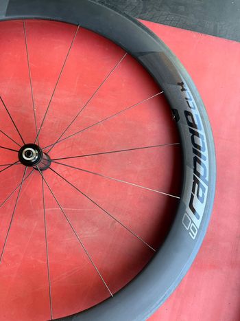Used Roval CLX 60 Rapide Carbon Clincher Wheelset 11 Speed bike — image 7 of 12