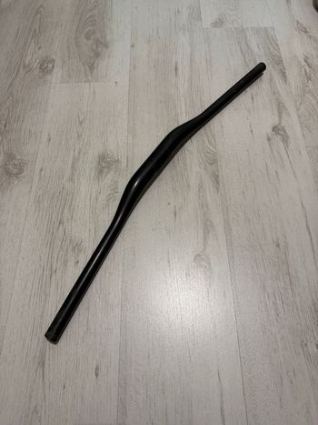 Used Race Face Next R Carbon Handlebar bike — image 2 of 5
