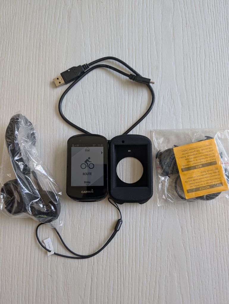 Used Garmin Edge 530 Sensor Bundle 2023 bike — image 1 of 6