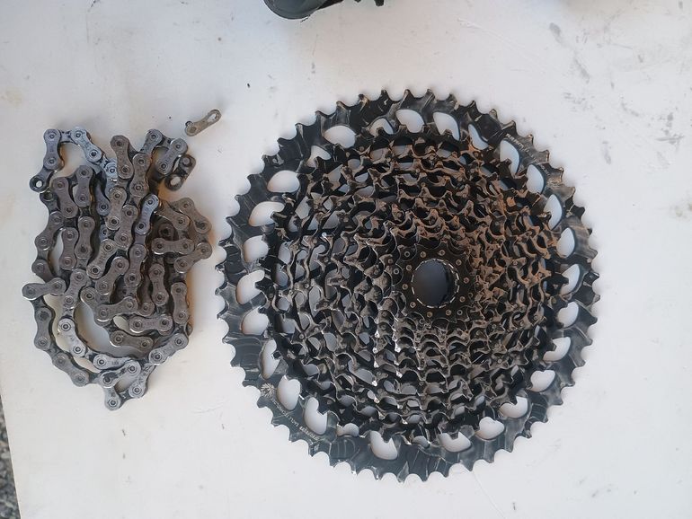 Used Sram GX AXS Eagle 12v bike — image 7 of 8