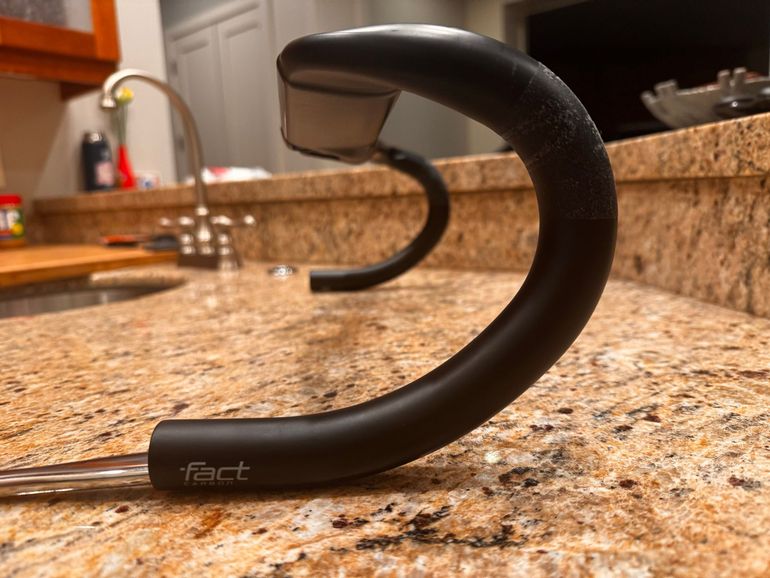 Used Specialized S-Works Aerofly II 42cm Carbon Handlebar 2020 bike — image 3 of 5