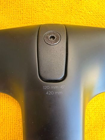 Used Black Inc 42x100 Integrated Handlebar 2024 bike — image 3 of 9