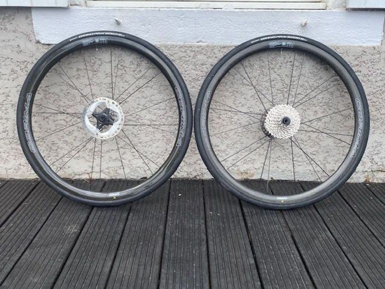 Used Corima Roues Carbone 32 Tubeless bike — image 2 of 9