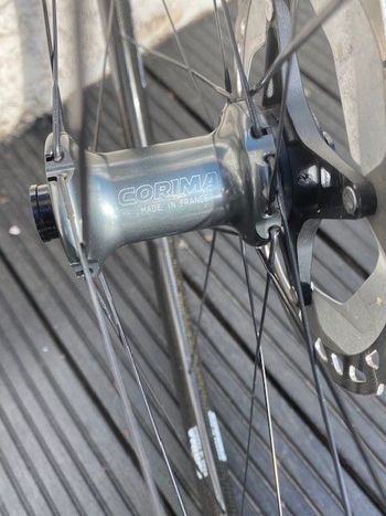 Used Corima Roues Carbone 32 Tubeless bike — image 5 of 9