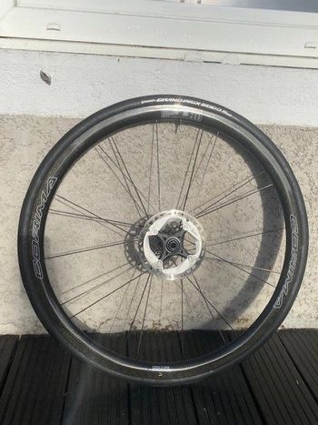 Used Corima Roues Carbone 32 Tubeless bike — image 8 of 9