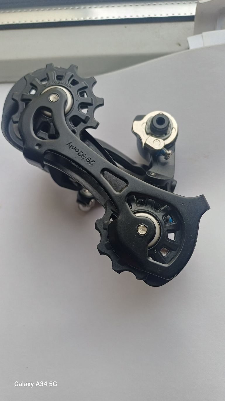 Used Campagnolo Centaur 11-Speed Rear Derailleur Medium Cage 11s RD 2022 bike — image 1 of 4