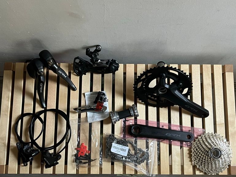 Used Shimano GRX810 Disc 2x11-speed bike — image 2 of 6