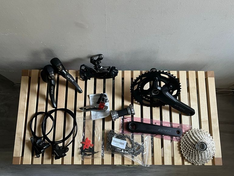 Used Shimano GRX810 Disc 2x11-speed bike — image 1 of 6