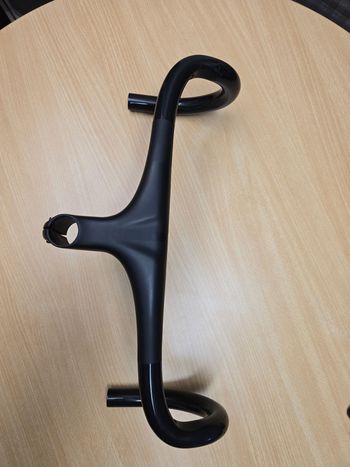 Used Bontrager XXX Integrated Handlebar 40cm x 90mm Black bike — image 5 of 7