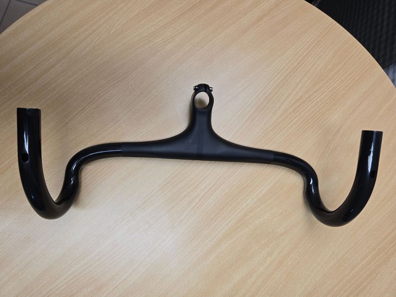 Used Bontrager XXX Integrated Handlebar 40cm x 90mm Black bike — image 7 of 7