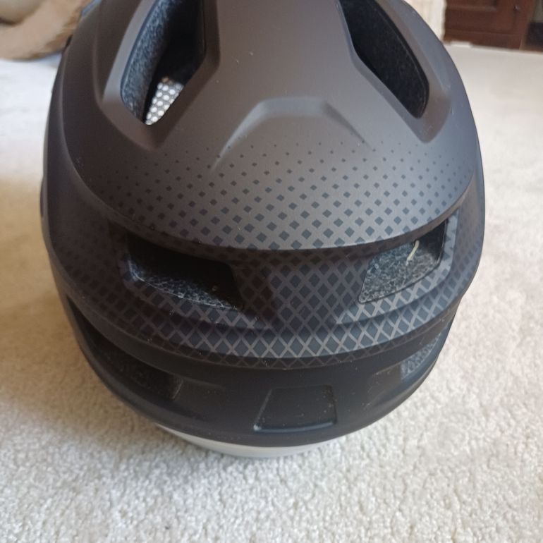 Used Perfk MTB Helmet bike — image 13 of 16