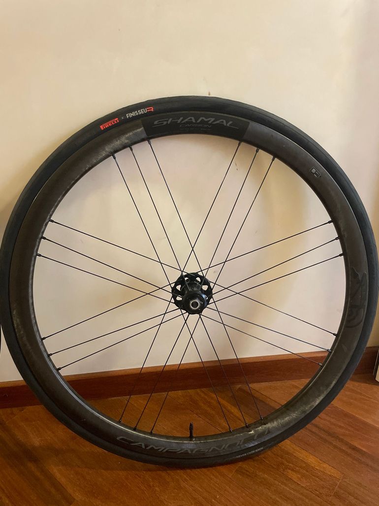 Used Campagnolo Shamal Carbon Wheels bike — image 4 of 8