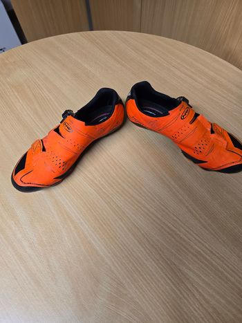 Used Northwave Fahrradschuhe mit SPD Orange Gr. 38 bike — image 3 of 4