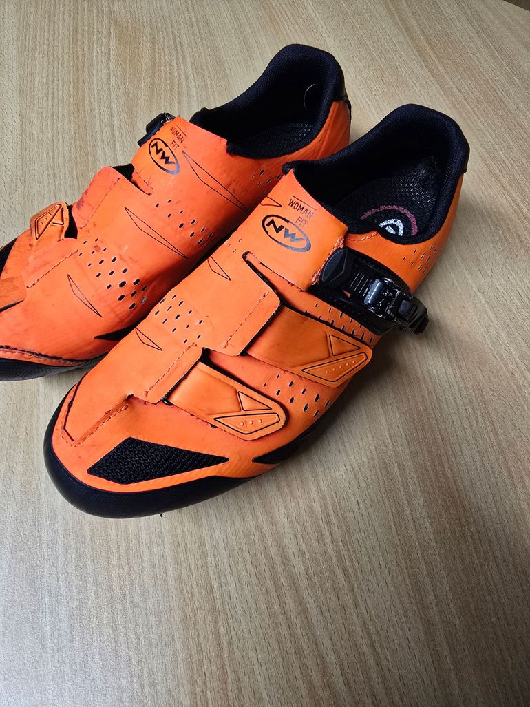 Used Northwave Fahrradschuhe mit SPD Orange Gr. 38 bike — image 2 of 4