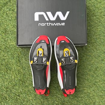Used Northwave Tribute 2 Carbon Triathlon Shoes 2025 bike — image 7 of 9