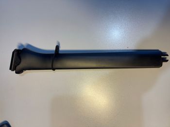 Used evolve cima seatpost 2025 bike — image 5 of 5
