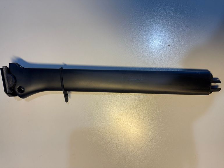 Used evolve cima seatpost 2025 bike — image 3 of 5