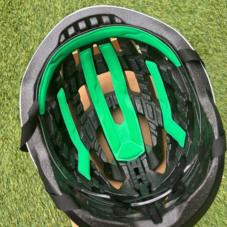 Used Lazer Z1 KinetiCore Helmet 2024 bike — image 7 of 10