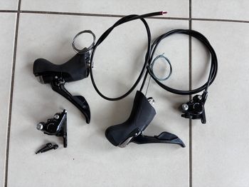 Used Shimano 105 / ST RS685 bike