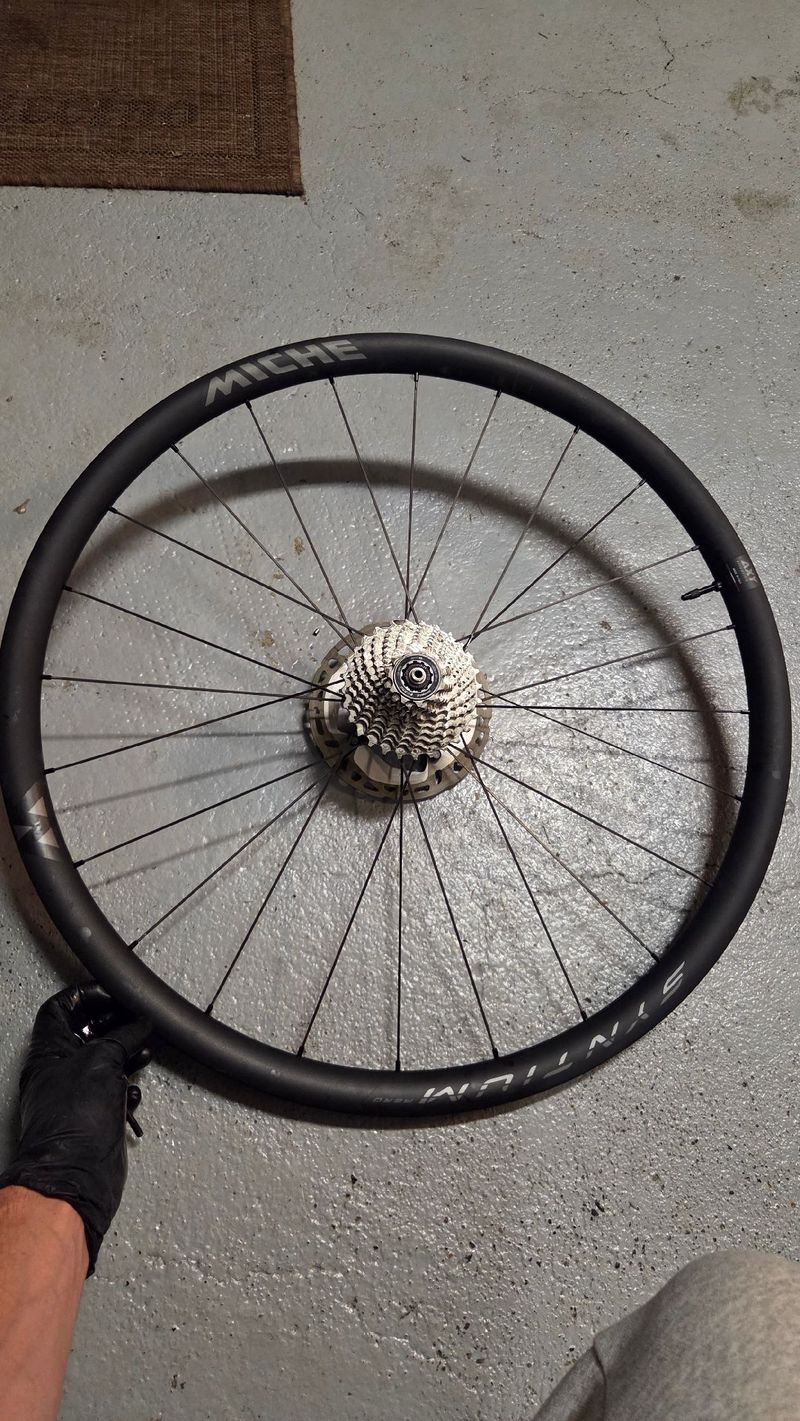 Miche Synthium Aero 2024 bike d'occasion — image 1 sur 3