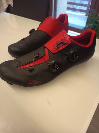 Used Fizik Aria R3 bike — image 4 of 10