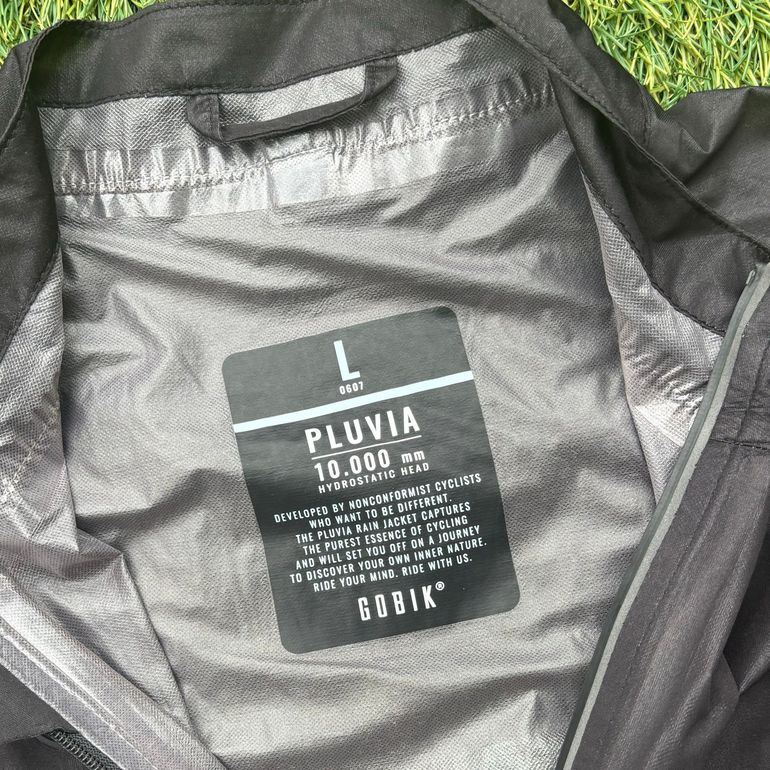Used Gobik Pluvia Jacket 2024 bike — image 3 of 7