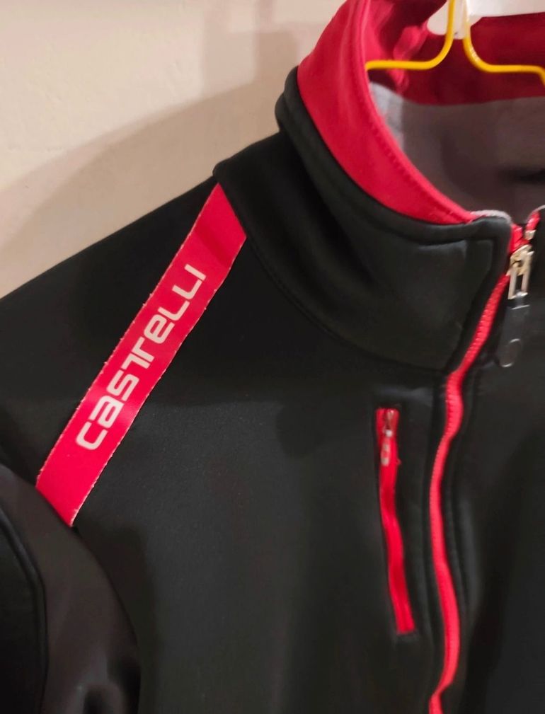 Used Castelli Giacca Ciclismo bike — image 2 of 5