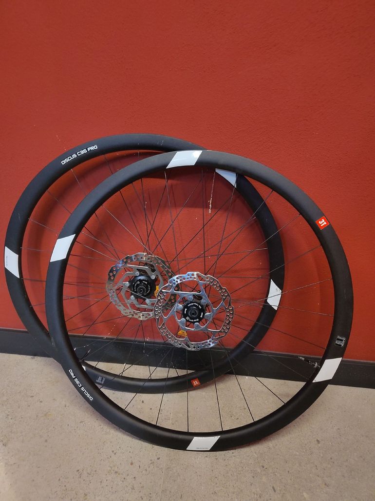 Used 3T Discus C35 Pro Wheelset bike — image 1 of 5