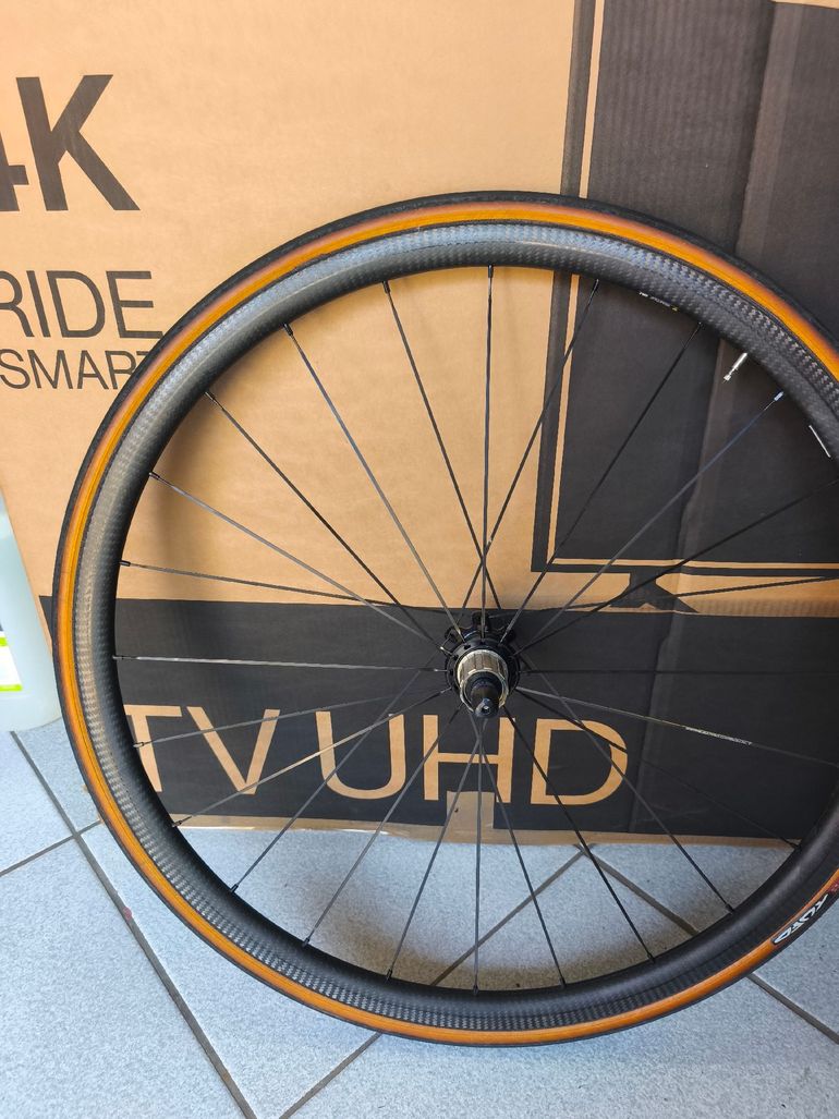 Used Mavic ksyrium carbon pro SL 2019 bike — image 8 of 8