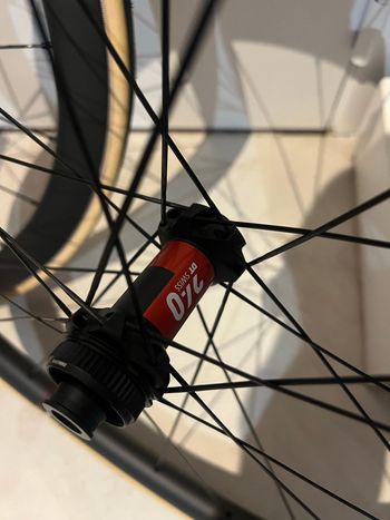 Used Reserve 34/37 Wheels with DT240 Hubs and Vittoria Corsa Pro Tires 2026 bike — image 6 of 6