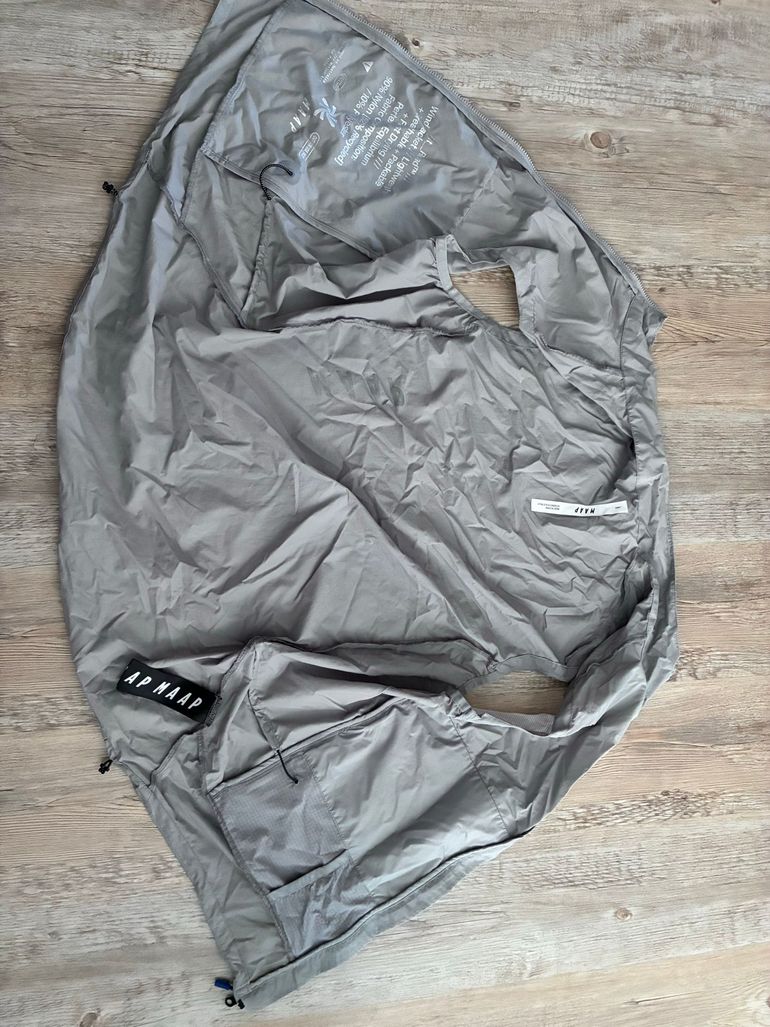 Used MAAP All Road Wid Jacket 2025 bike — image 7 of 7