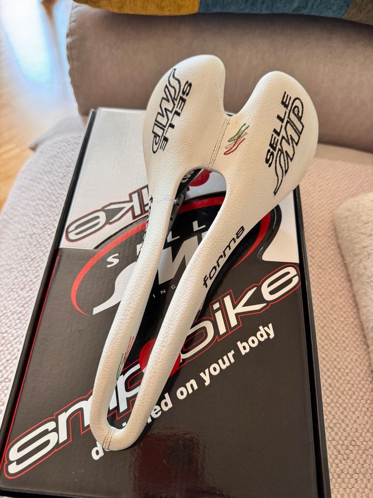 Used Selle Smp Forma Carbon 2025 bike — image 7 of 8