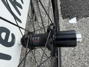 Used Bianchi Reparto Corse SPB Tech 50R/65R Carbon Wheelset bike — image 2 of 4