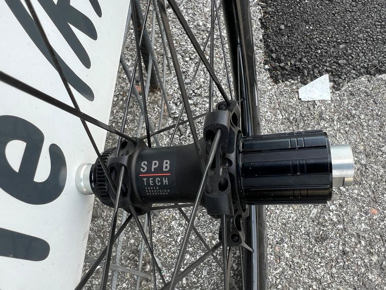 Used Bianchi Reparto Corse SPB Tech 50R/65R Carbon Wheelset bike — image 2 of 4