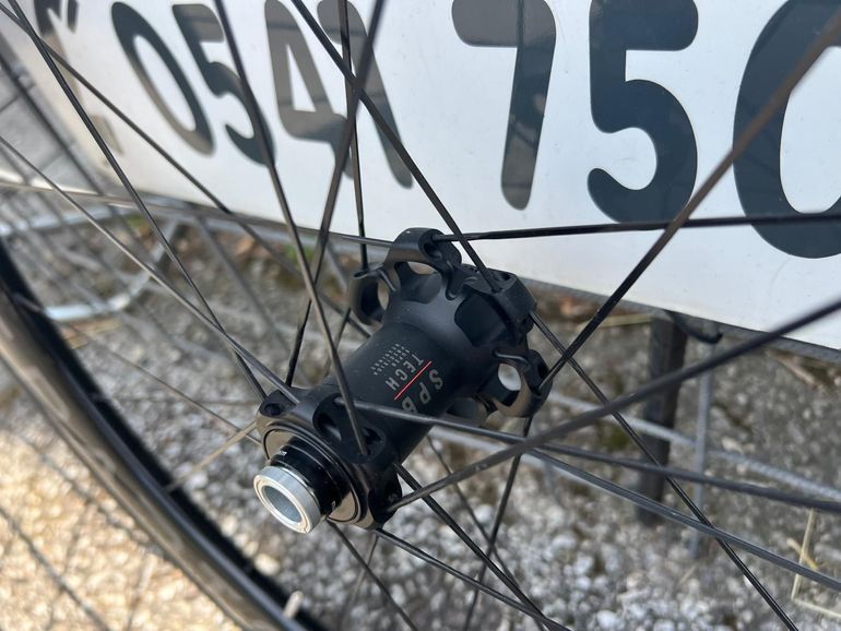 Used Bianchi Reparto Corse SPB Tech 50R/65R Carbon Wheelset bike — image 1 of 4