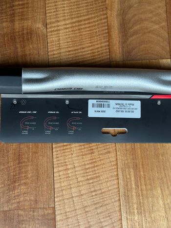 Used Zipp Service Course 80 Ergo Handlebar 2025 bike — image 2 of 4
