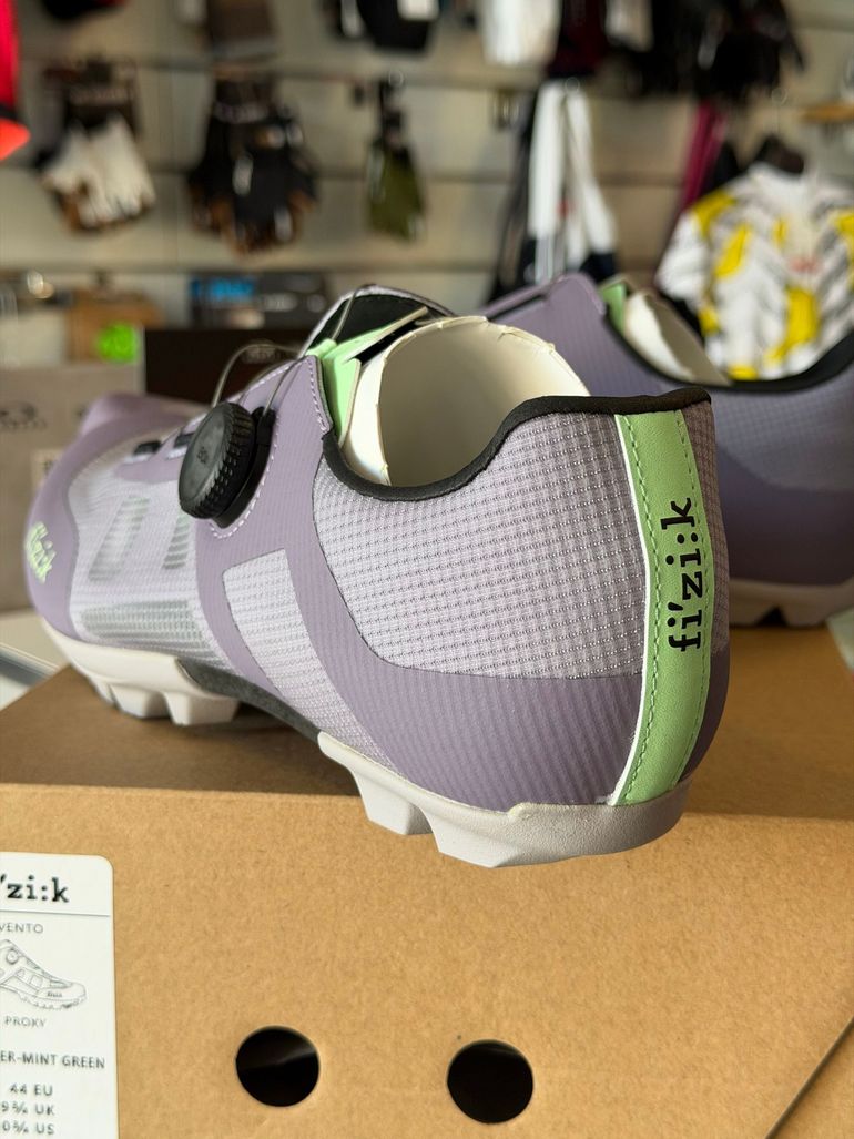 Used Fizik Proxy Shoes Size 44 2026 bike — image 4 of 4