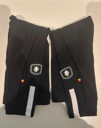 Used Belgian Boys NO-STRAIN Arm Sleeve bike