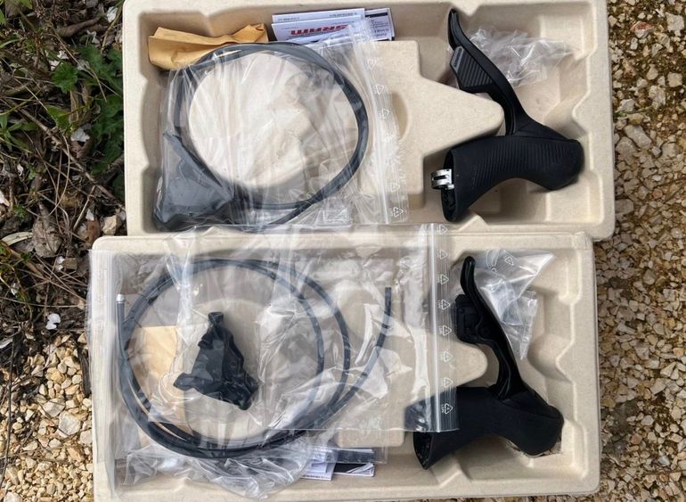 Used Sram Rival eTap AXS HRD D1 Disc bike — image 1 of 6