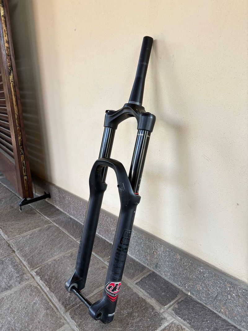 Brugt RockShox Yari RC Fork bike — billede 1 af 3