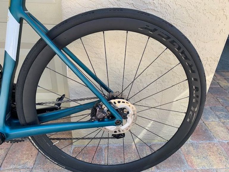 Used Bontrager Aeolus Elite 35 OCLV Carbon Tubeless Ready Wheelset 2023 bike — image 3 of 10
