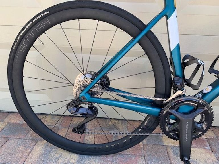 Used Bontrager Aeolus Elite 35 OCLV Carbon Tubeless Ready Wheelset 2023 bike — image 9 of 10
