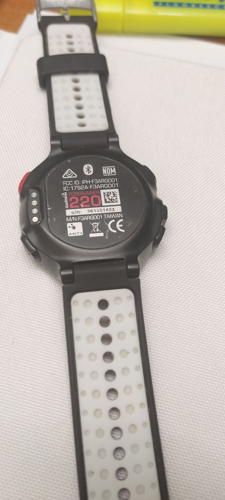 Used Garmin Forerunner 220 2021 bike — image 1 of 3