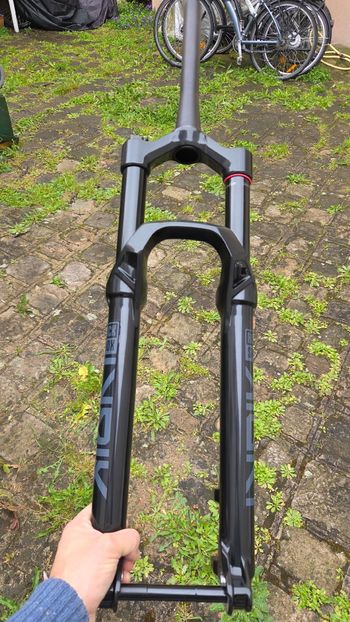 Used RockShox Lyrik 160 29" Fork bike — image 2 of 2