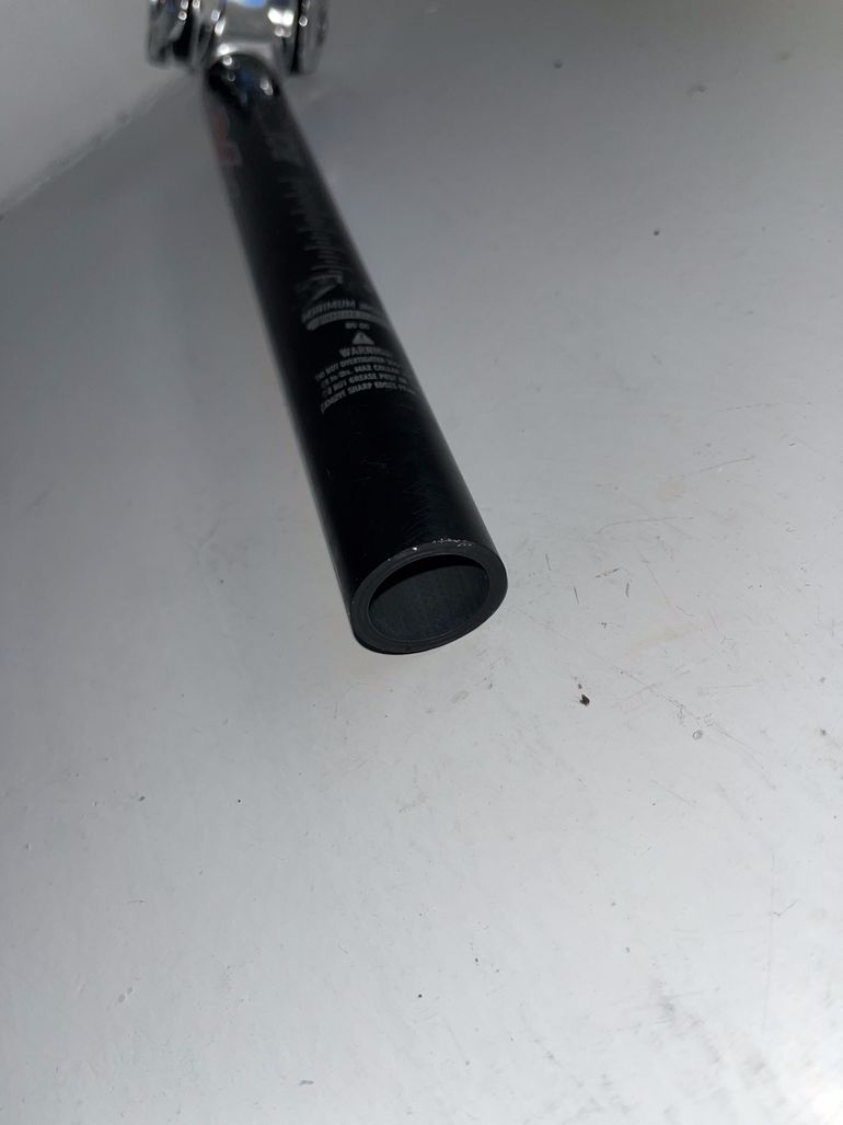 Used Bontrager Carbon Seatpost XXX bike — image 4 of 6