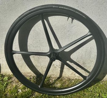 Used carbotec Roues à bâtons carbone freinage disque center lock Shimano HG corps de roue libre pour cassette 11v et 12v 2026 bike — image 7 of 9