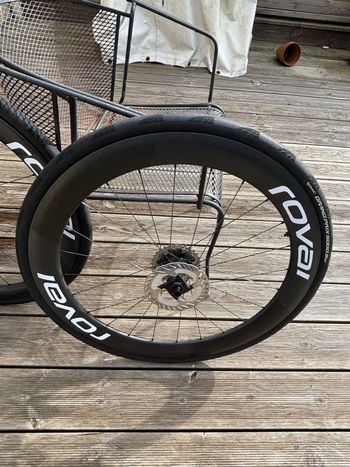 Used Roval Rapide CL II Wheelset 2025 bike — image 3 of 4
