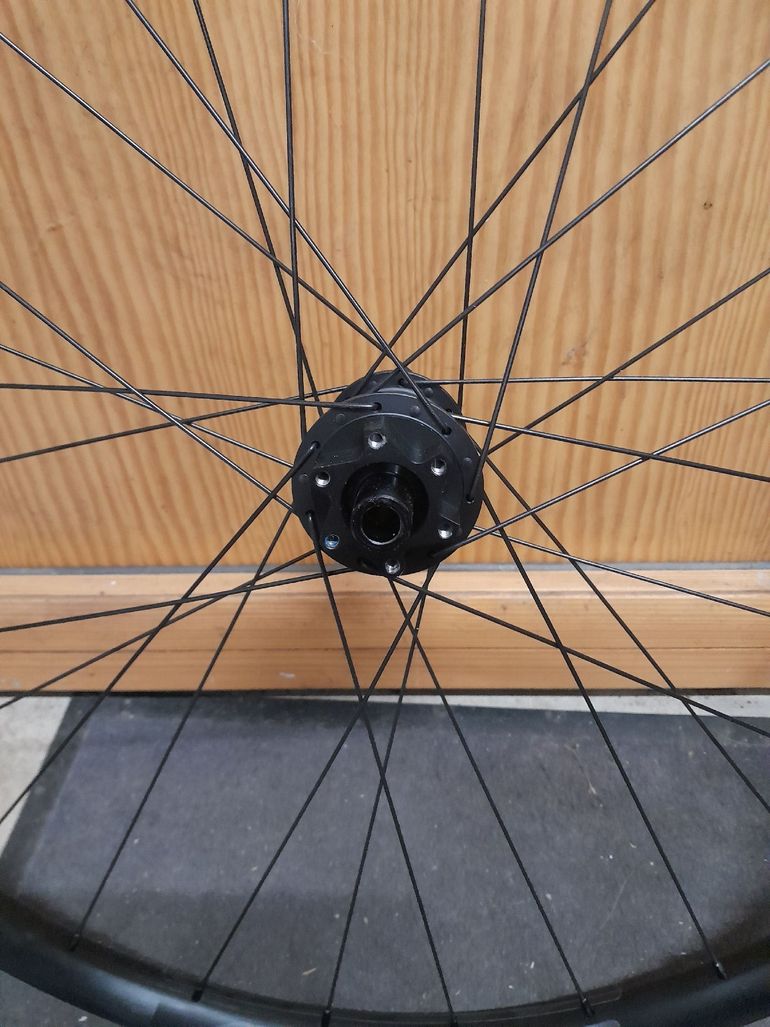 Used Race Face Arc 30 bike — image 9 of 9