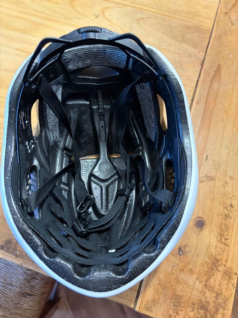 Used ABUS GameChanger Helmet bike — image 4 of 4