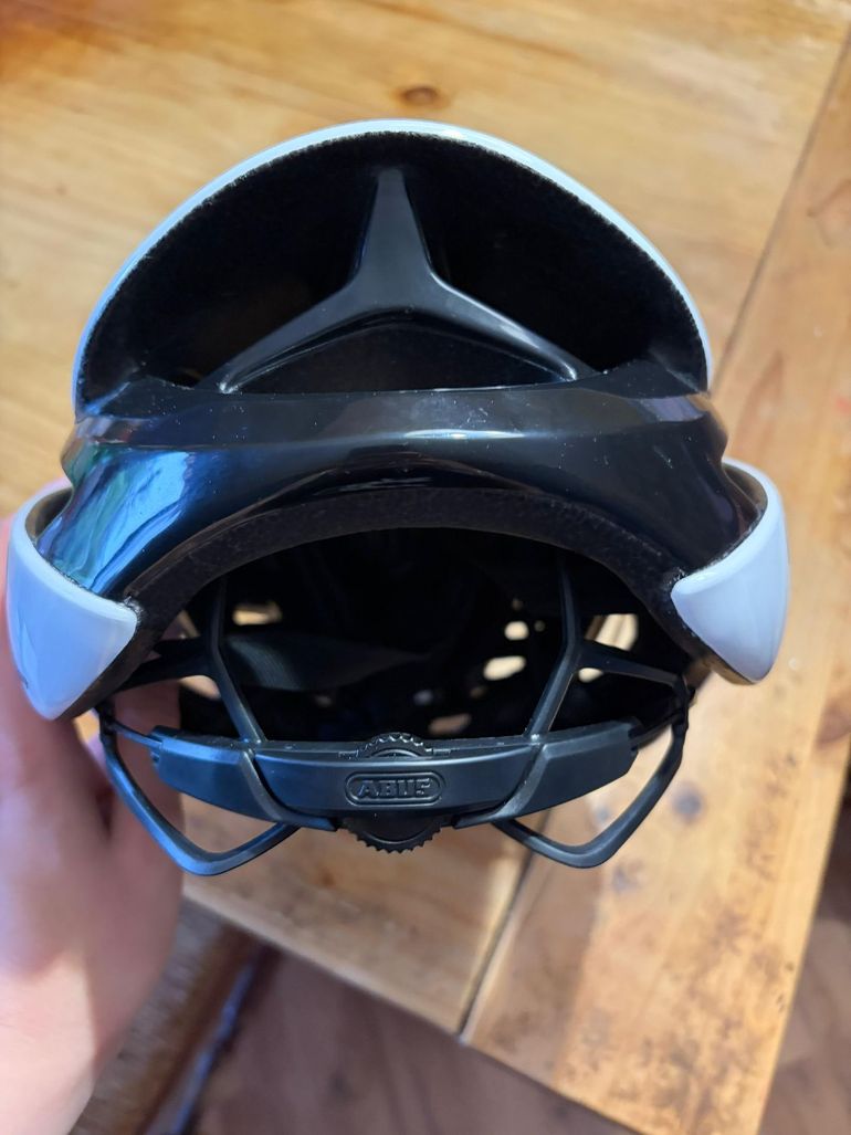 Used ABUS GameChanger Helmet bike — image 2 of 4